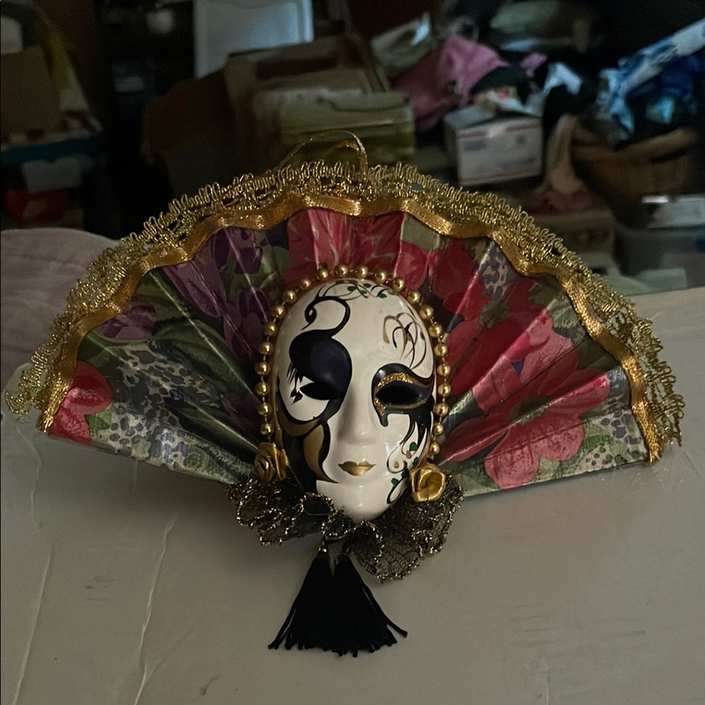 VTG Mask Venetian Gold and Floral Wall Decor Mardi Gras Art/Tassels/Hand Painted